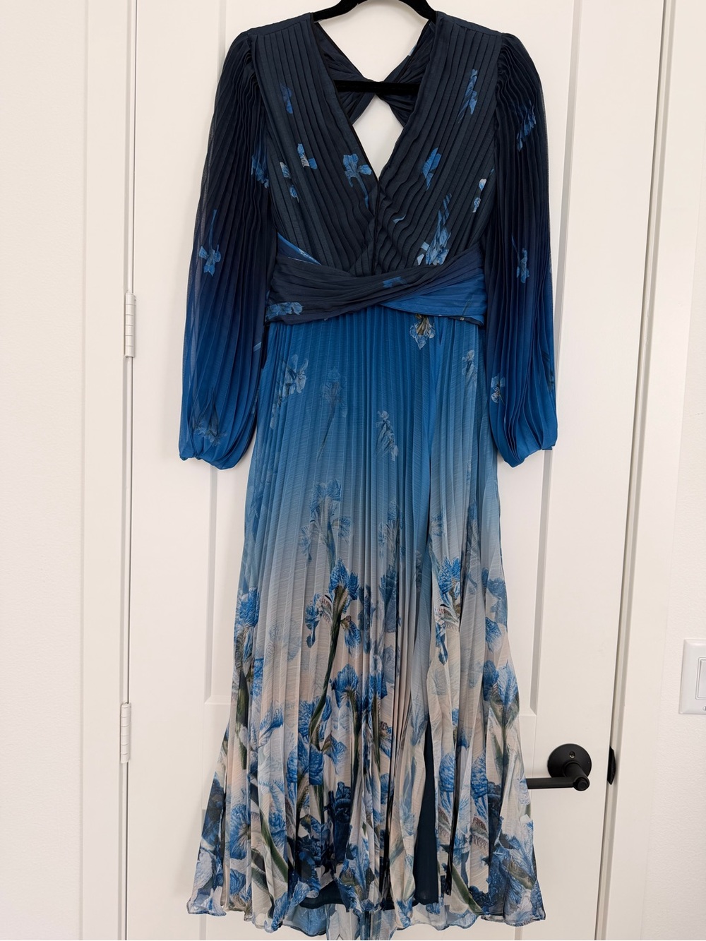 Karen Millen Blue Ombre Floral Pleated Maxi Dress